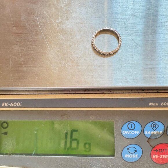 VTG Solid Sterling Silver 925 Twist Design Half Round Band Ring Size 7.75 - Picture 12 of 12